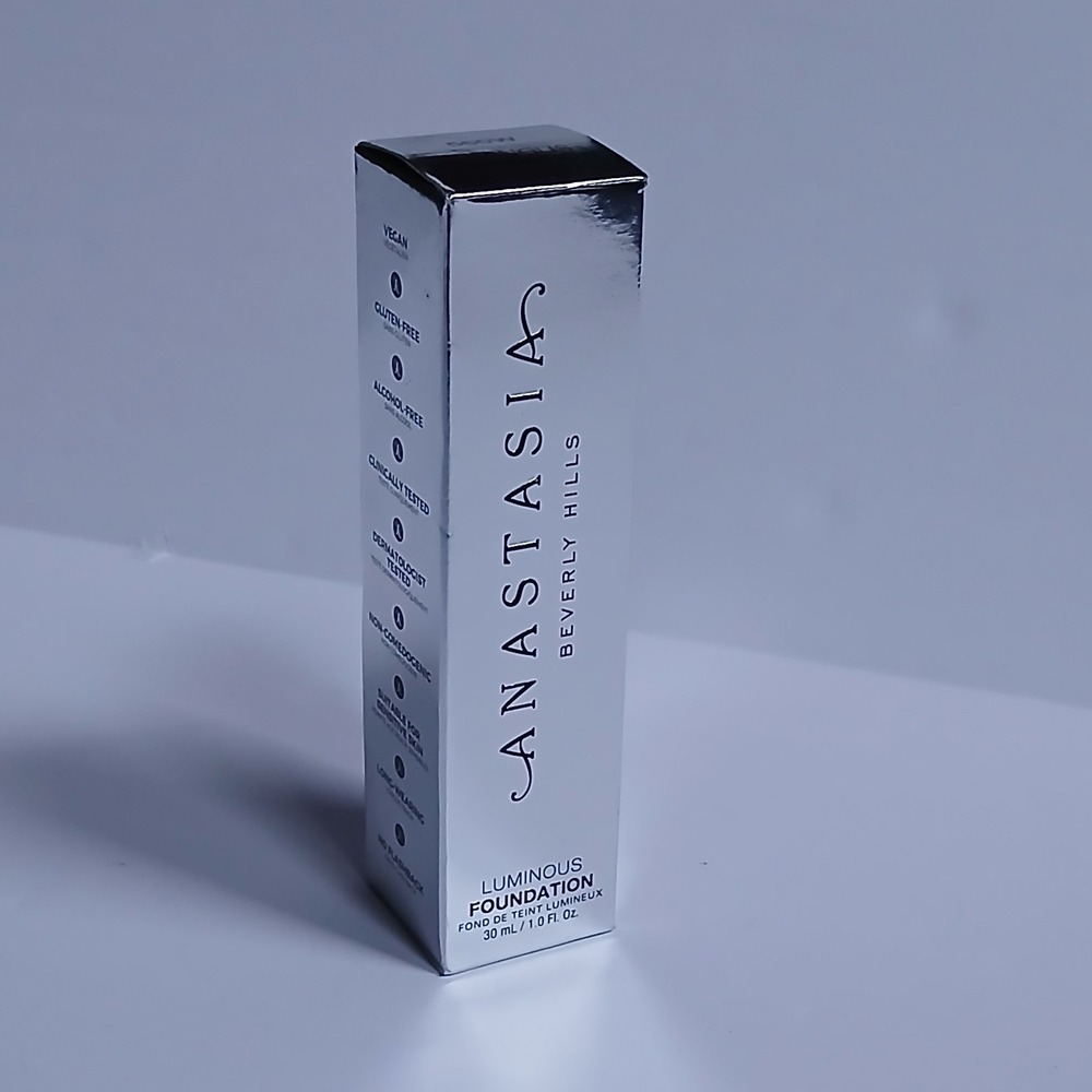 Anastasia Beverly Hills Luminous Foundation 560W Deep Warm 30ml New in Box